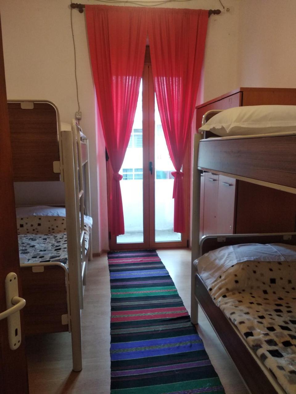 My Hostel In ベラト エクステリア 写真